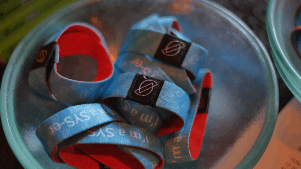 merchandise SYS personal branding